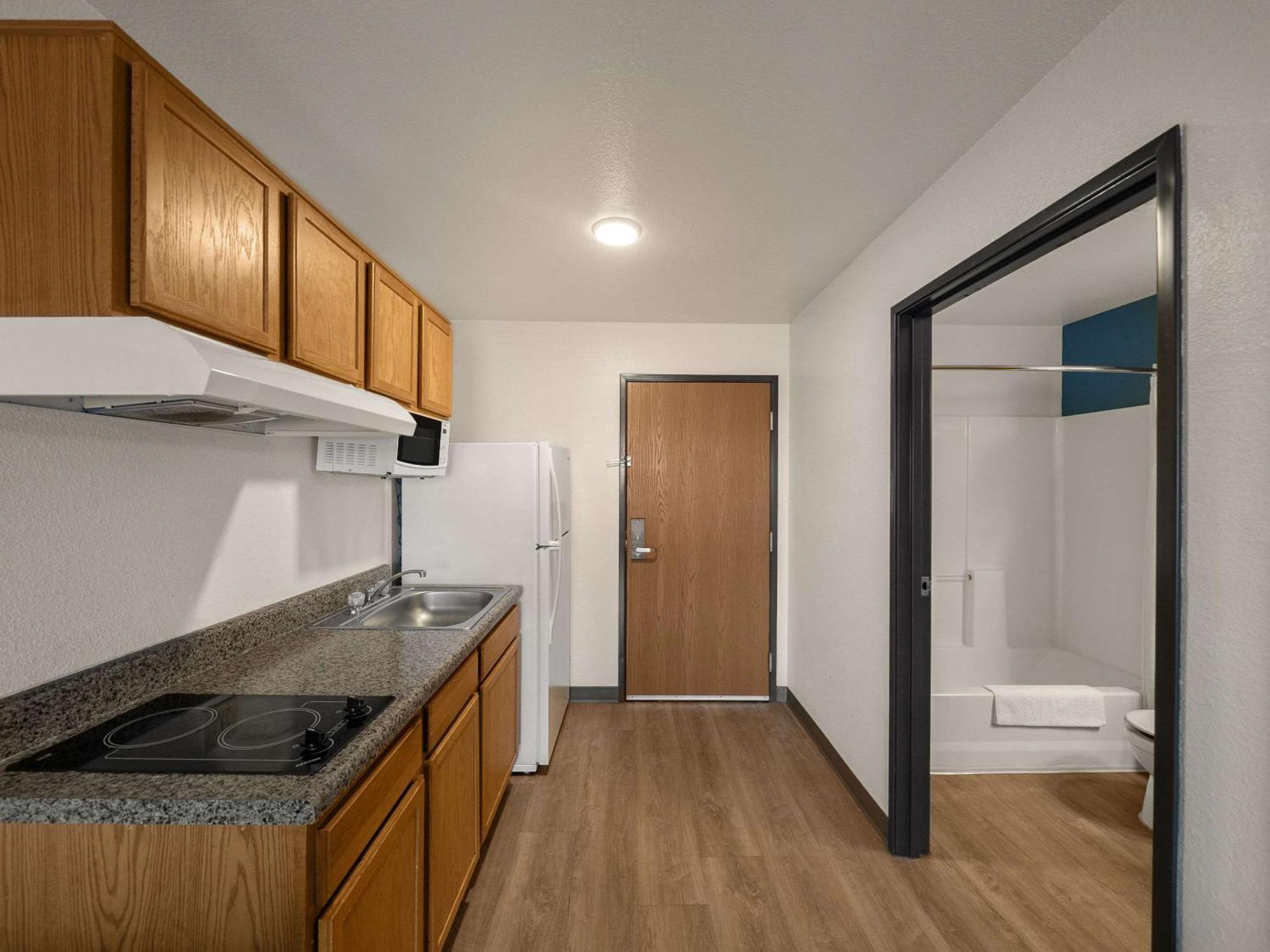 Woodspring Suites Dallas 락월 외부 사진
