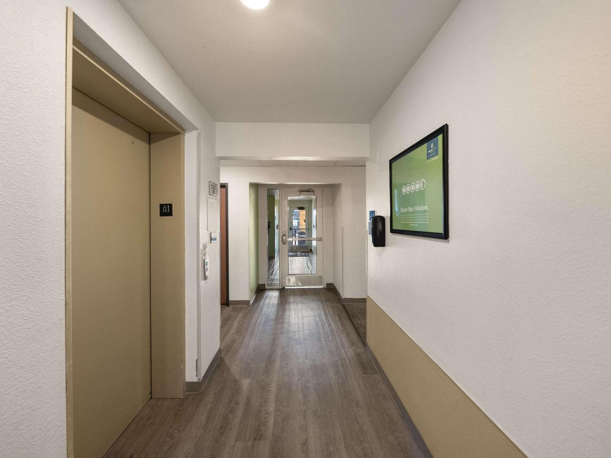 Woodspring Suites Dallas 락월 외부 사진